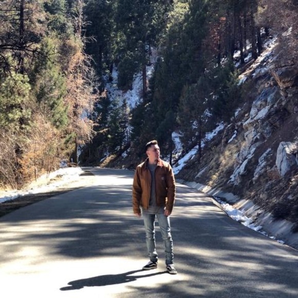 Meet your Posher, Luis - Picture 1 of 1